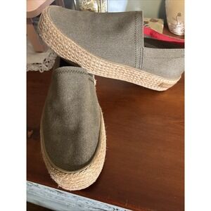 SeaVees Ladies Army Green Oceanside Espadrille high Stretch Canvas Shoes 8.5